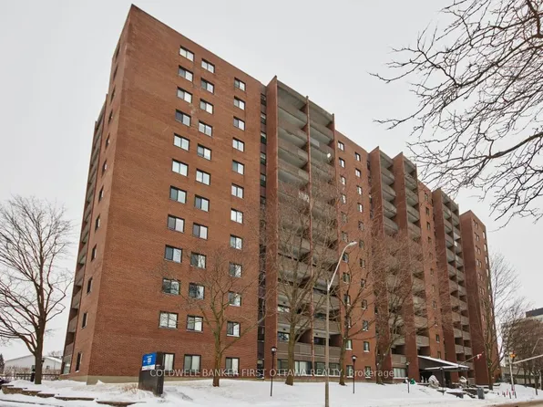 1100 Ambleside Dr #1107, Ottawa, ON K2B 8G6