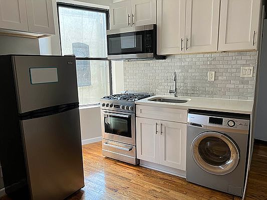 1st image of 112 E 103rd St APT 26