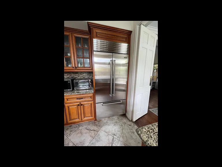 5027 McGill Way — Photo 2