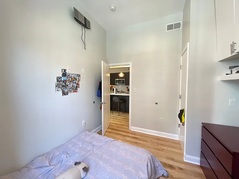 248 Market - Residential — Photo 13
