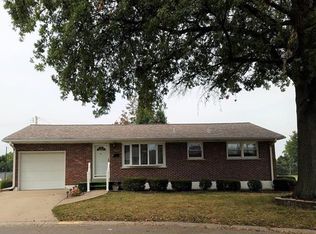 1 Stadium Dr, Saint Charles, MO 63301