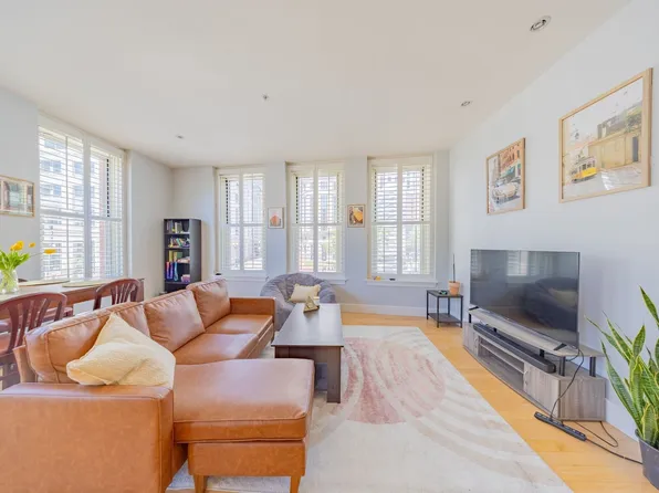 70 Lincoln St Unit L212, Boston, MA 02111