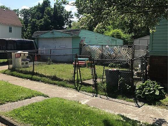 5th image of 759 E 105th St