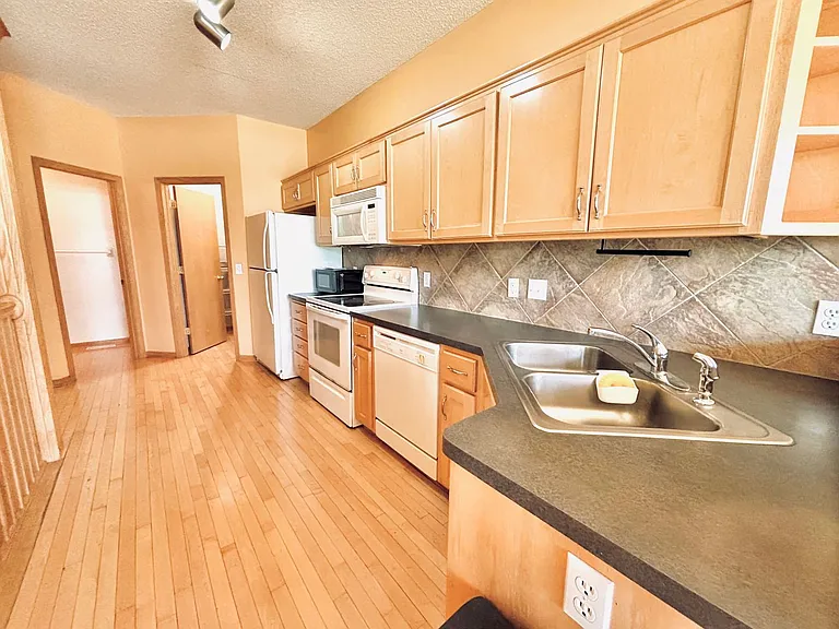 12708 Flamingo St NW — Photo 9