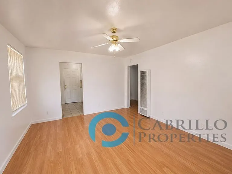 4413 44th St — Photo 3