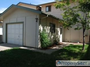 898 Sir Galahad Dr, Lafayette, CO 80026