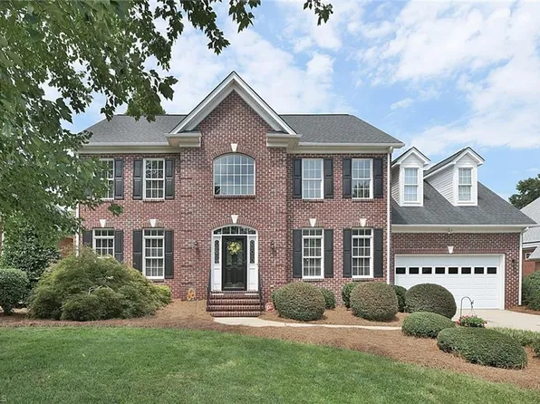 1101 Clyde Edgerton Dr, Kernersville, NC 27284