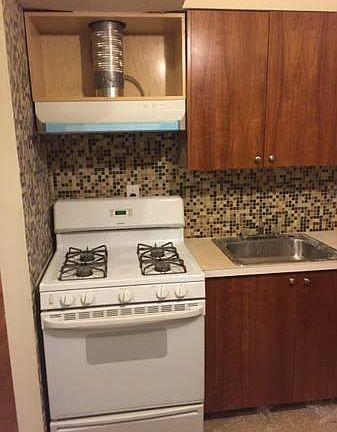 5th image of 3049 73rd St Floor 2