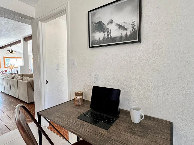 379 Houston St — Photo 19