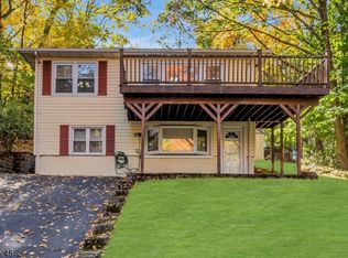 622 Succasunna Rd, Landing, NJ 07850