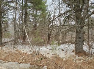 12 S Ridge Rd, Palmyra, ME 04965