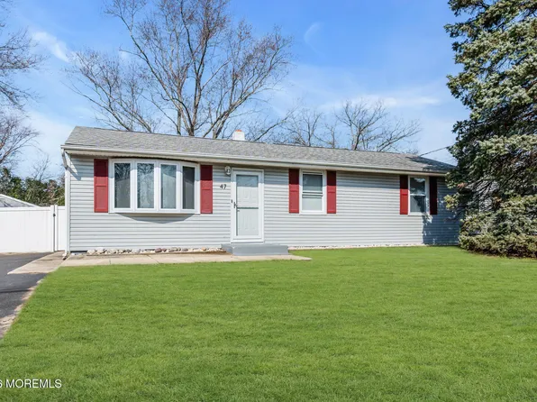 47 Western Drive, Howell, NJ 07731
