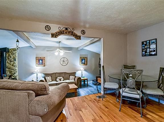 5th image of 4401 Rogers Ave
