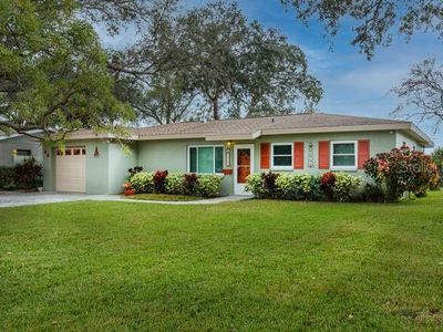 9365 Treasure Ln NE, Saint Petersburg, FL, 33702