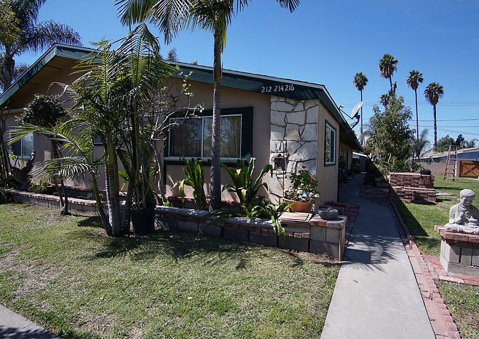 1st image of 212 S Park Ln