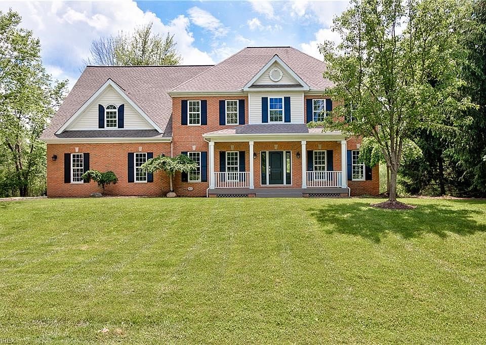 1st image of 8329 Bainbrook Dr