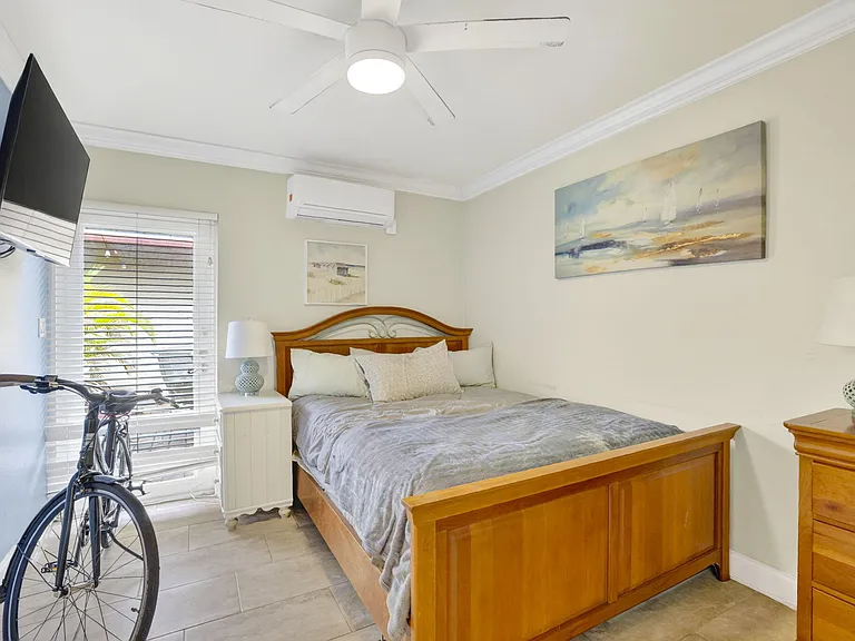 3207 Marine Dr #C — Photo 16