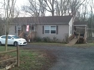 110 Lakeview Rd, Delta, PA 17314