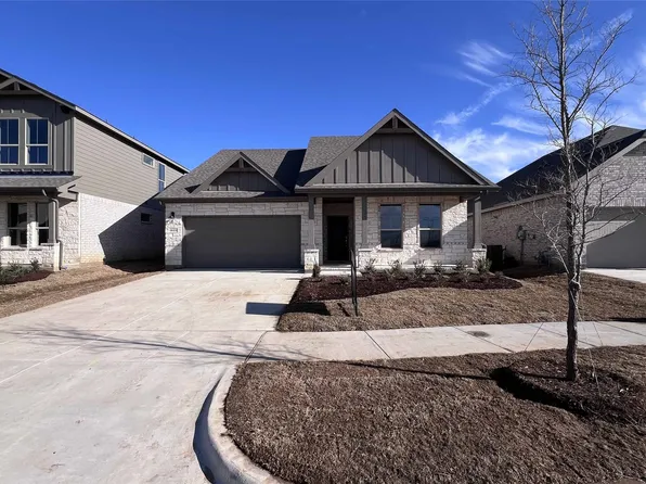 1921 Brindle St, Justin, TX 76247