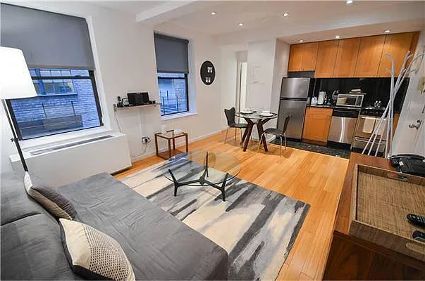 Rented by Global Realty Opportunities | media 44