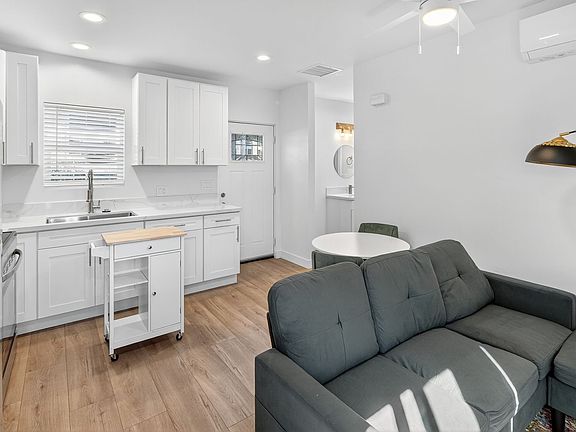 4th image of 351-361 Millar Ave #359