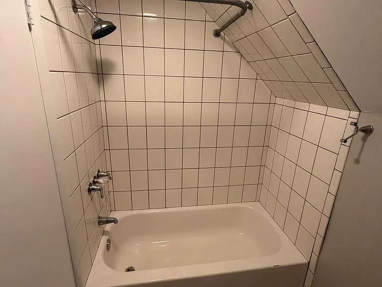 111 Edge Ln — Photo 33