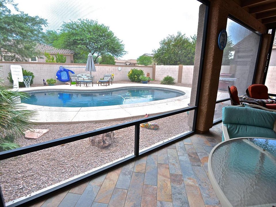 1st image of 358 E Thomas Jefferson Way