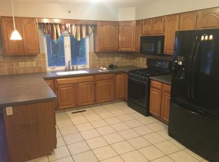 453 12th St, Schenectady, NY 12306