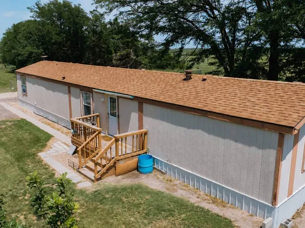 42529 Highway 23, Elwood, NE 68937