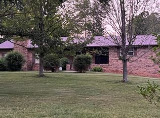 6195 Window Cliff Rd, Baxter, TN 38544