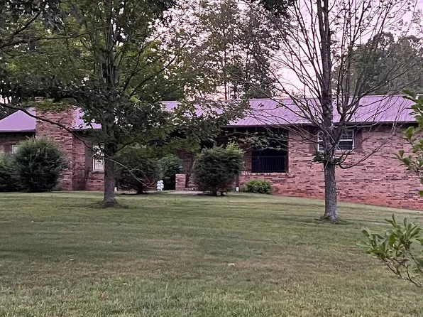 6195 Window Cliff Rd, Baxter, TN 38544