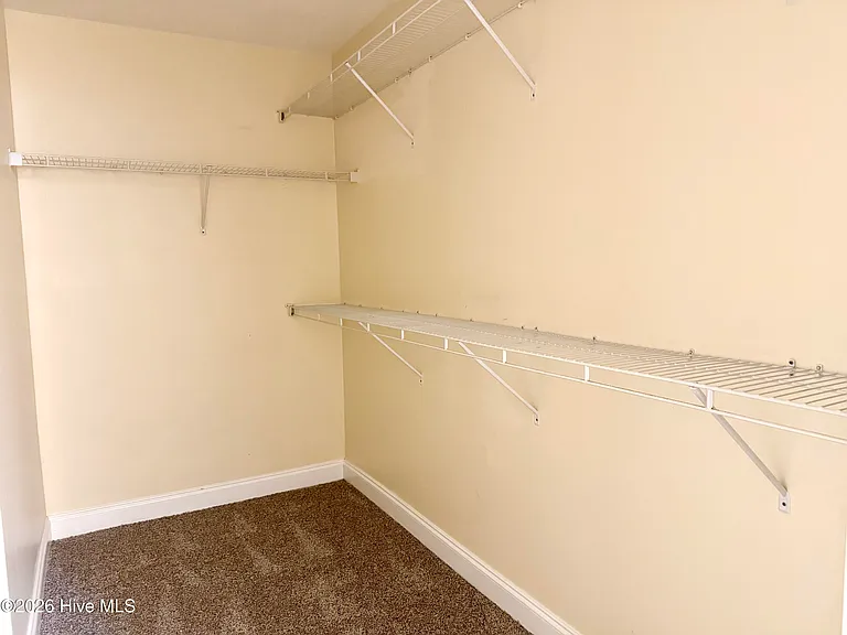843 Bryan Cir — Photo 12