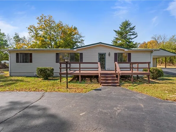 516 N 3rd St, Chetopa, KS 67336