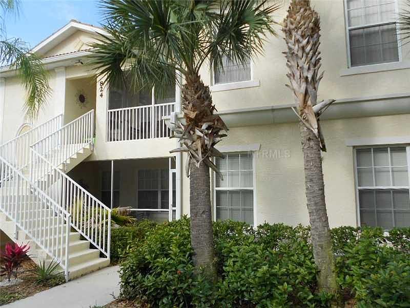 1st image of 800 Gardens Edge Dr