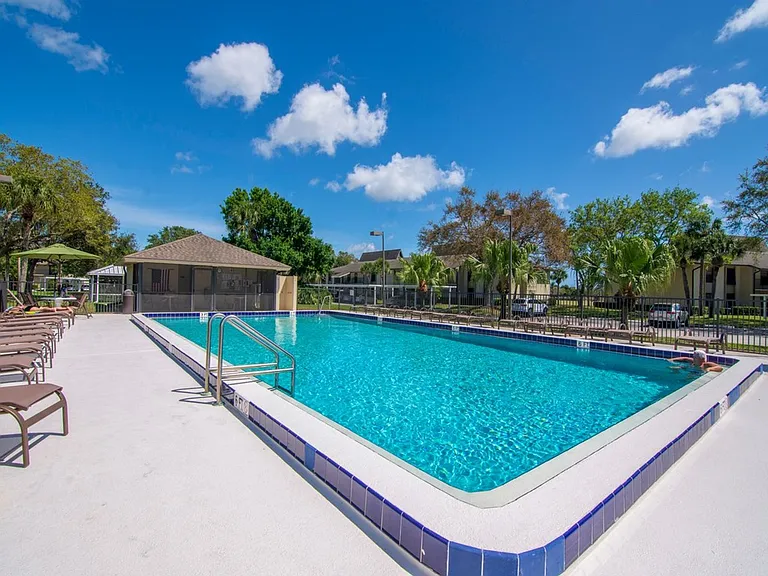 28 Plantation Dr #204 — Photo 39