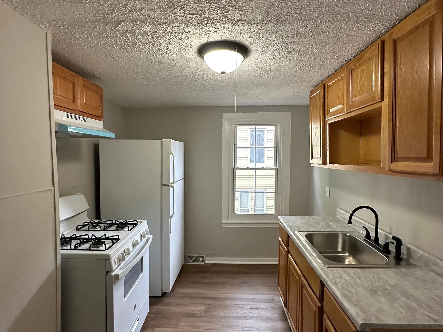 24 Dickerman St — Photo 3