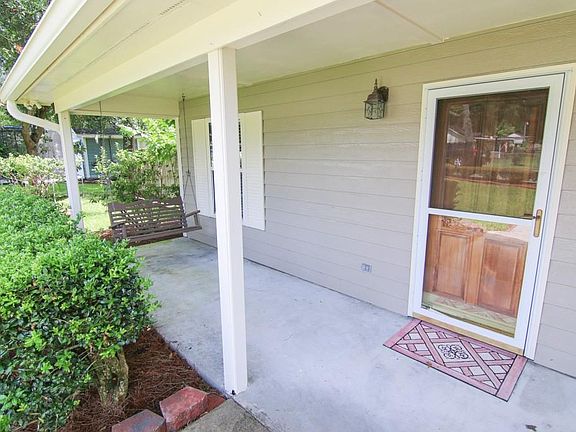 3rd image of 219 Glen Meadows Cir