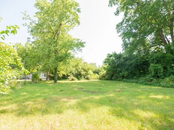 904 W Victor St, Poplar Bluff, MO 63901