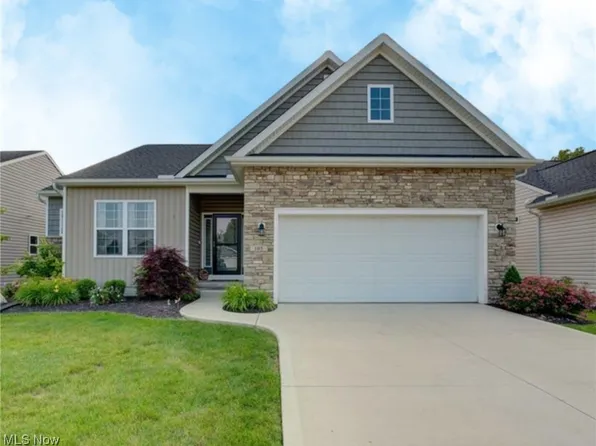 105 W Spring Dr, Elyria, OH 44035