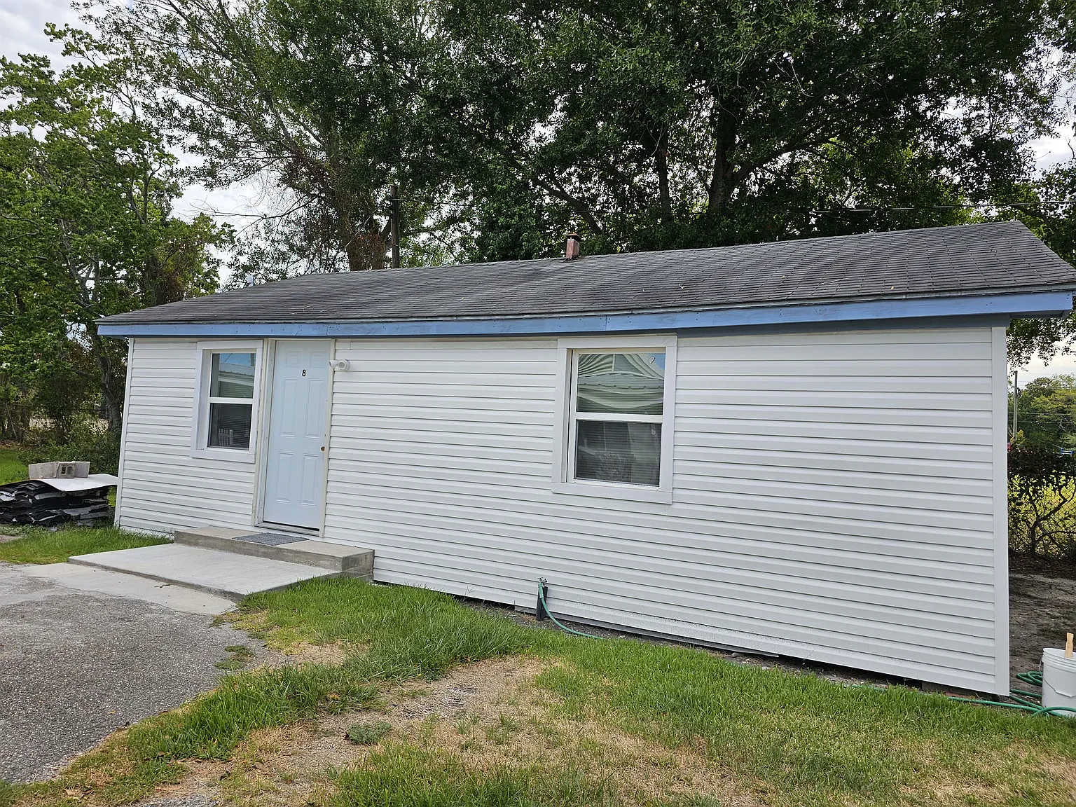 2 bed, 640 sqft, $898 — Photo 3