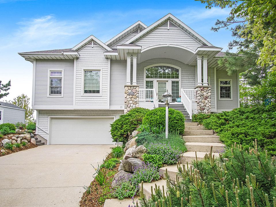 3260 N Silver Ridge Rd, Mears, MI 49436 Zillow