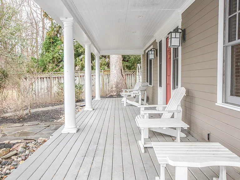 9108 Weant Dr — Photo 43