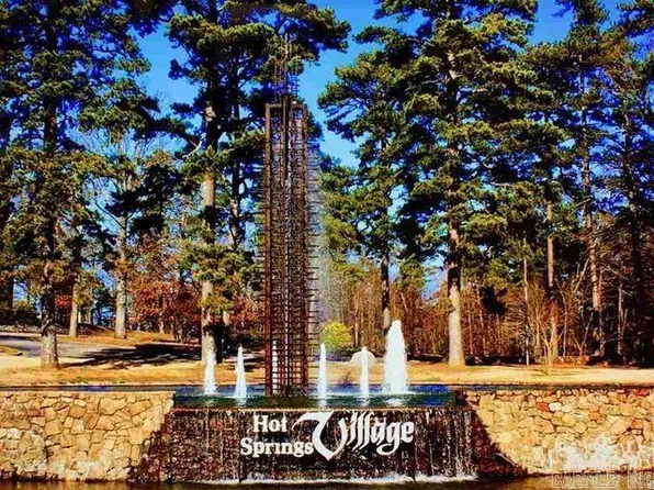 15 Ruedo Ln, Hot Springs Village, AR 71909