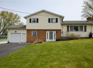 454 Pardee Rd, Rochester, NY 14609