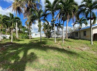 2200 Curtis St, Naples, FL 34112