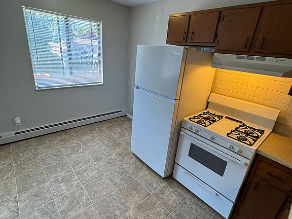 3rd image of 4123 Gratiot Ave APT 42