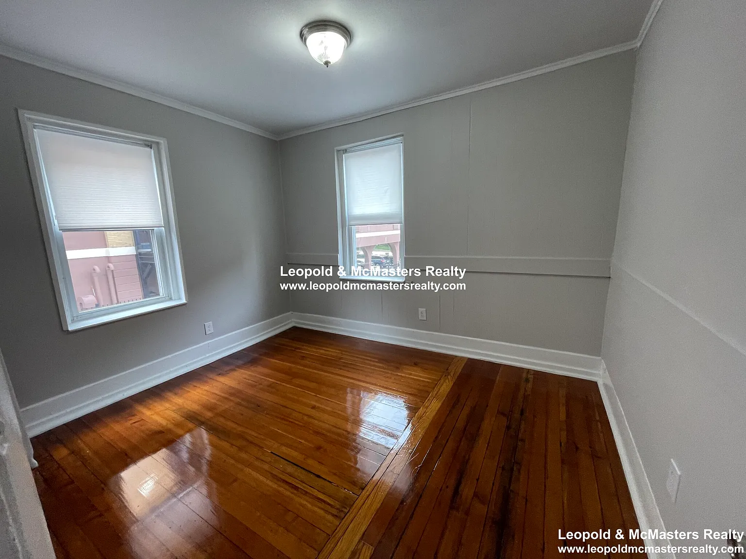 South Huntington Apartments — Photo 3