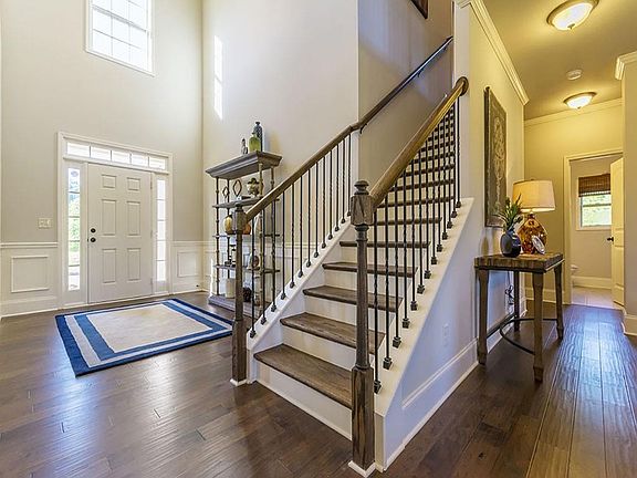3rd image of 3197 Ancoats St