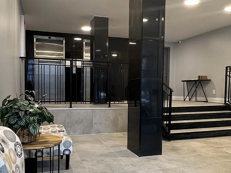 50 Tripp Blvd — Photo 11