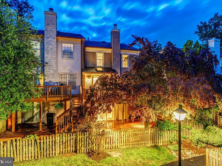 6125 Wellington Commons Dr — Photo 6